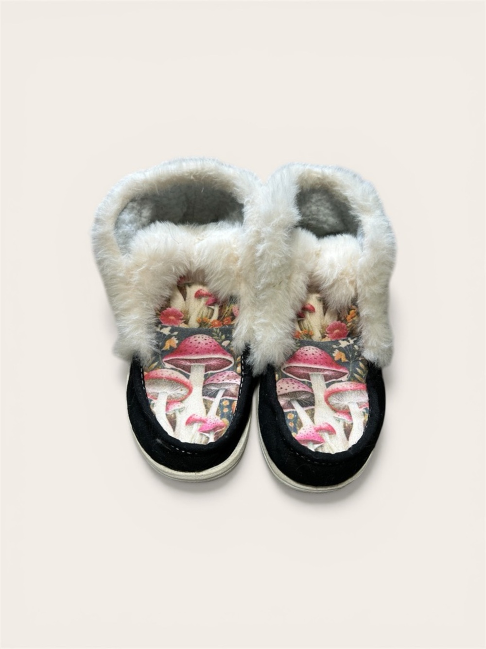 Cozy Mushroom Slippers Faux Fur Lined Cottagecore Indoor Outdoor Shoes 🍄